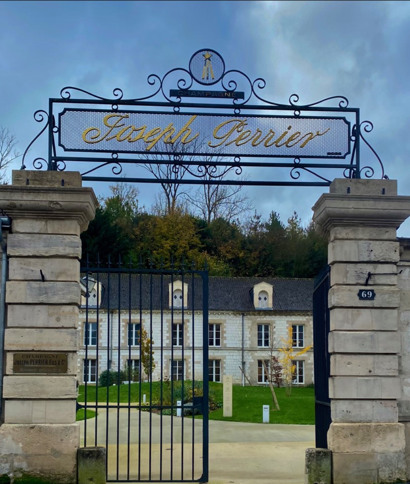 Champagne Joseph Perrier in Châlons-en-Champagne